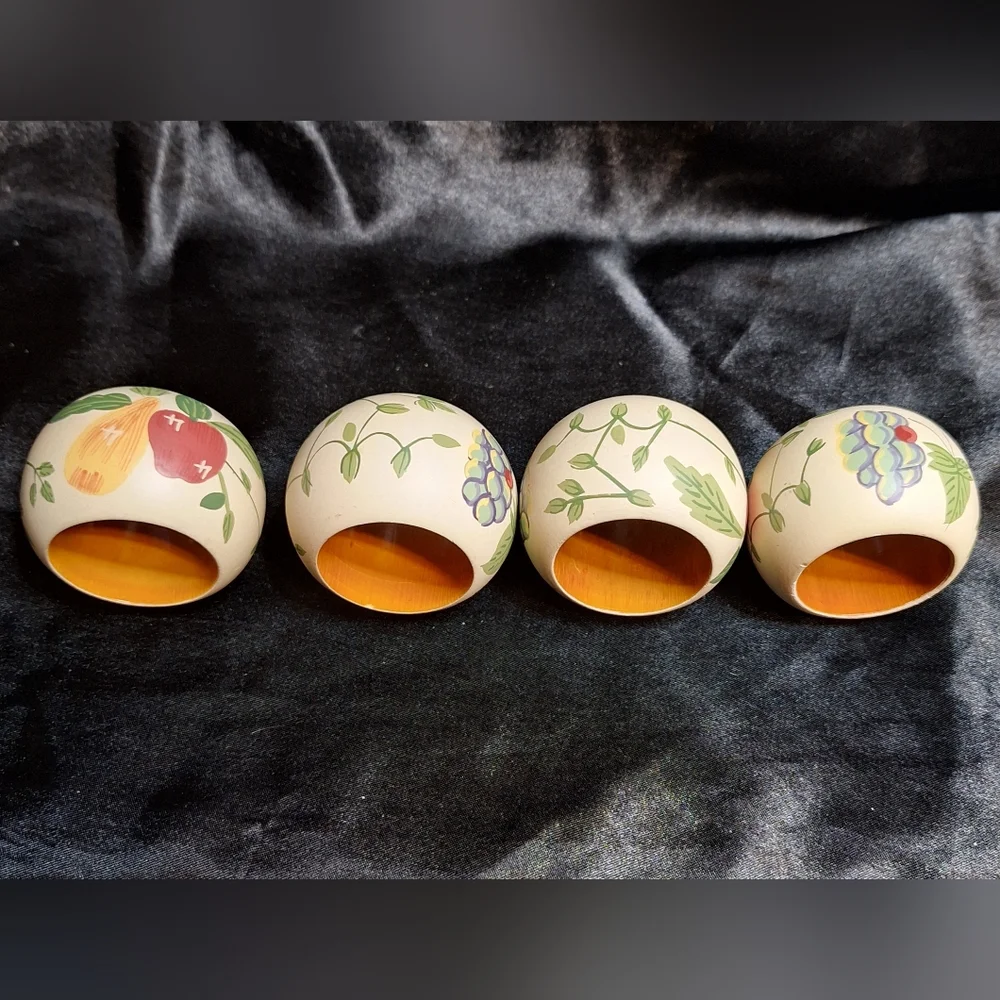 Vintage Wooden Napkin Rings~Hand Painted~Gold Lacquered Inside~Table Decor